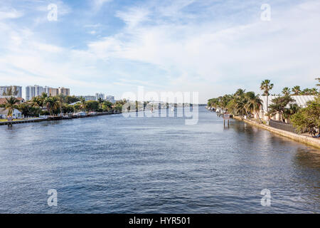 Waterfront edifici in Pompano Beach, Florida, Stati Uniti Foto Stock