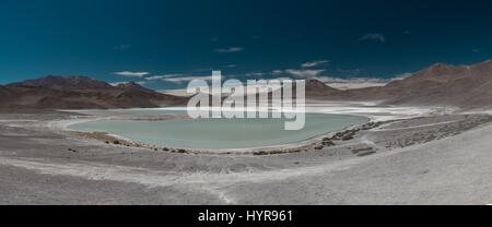 Vista panoramica della laguna Hedionda, un lago salato in Potosí Dipartimento del sud est della Bolivia. Foto Stock