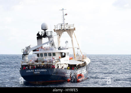 Scafo rigido barca gonfiabile dal Golfo Azzurro" Foto Stock