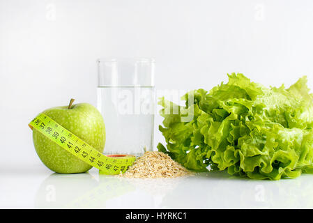 Verde mela, nastro-linea, ancora acqua e lattuga Foto Stock