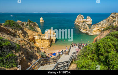 Camilo spiaggia vicino Ponta da Piedade, Lagos, Algarve, PORTOGALLO Foto Stock