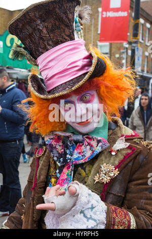 Mad Hatters Tea Party, Camden Lock, London, England, Regno Unito Foto Stock