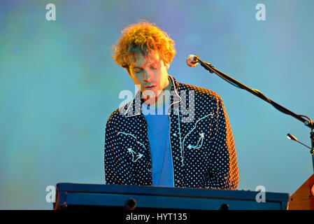 Barcellona - giu 2: Tame Impala (band psichedelica) eseguire in concerto al suono di Primavera 2016 Festival il 2 giugno 2016 a Barcellona, Spagna. Foto Stock