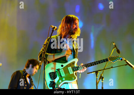 Barcellona - giu 2: Tame Impala (band psichedelica) eseguire in concerto al suono di Primavera 2016 Festival il 2 giugno 2016 a Barcellona, Spagna. Foto Stock