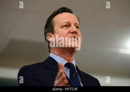 Il Primo Ministro David Cameron parlando in occasione del lancio del conservatore scozzese manifesto Foto Stock