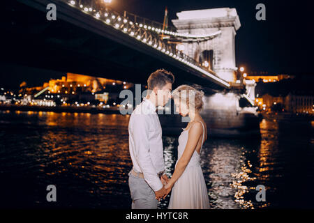 Giorno di nozze a Budapest Foto Stock