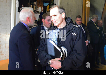 Immagine del file: Sir Stephen House, Chief Constable della polizia in Scozia, che è di stare giù precoce nella scia di un numero le polemiche sulla polizia, raffigurato nel Parlamento scozzese Foto Stock