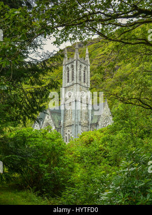 Chiesa Gotica vicino Kylemore Abbey, nella contea di Galway, Irlanda Foto Stock