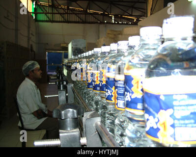 Laboratorio di collaudo di acqua minerale (foto Copyright © by Saji Maramon) Foto Stock