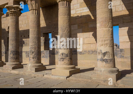 Il Tempio di Philae sull isola di Agilkia nel lago Nasser vicino a Aswan, Egitto Foto Stock