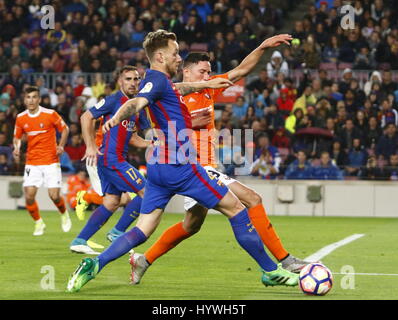 Barcellona, Spagna. Il 26 aprile, 2017. La Liga , gioco 34. Picture Show Rakitic in azione durante la partita tra FC Barcelona contro l'Osasuna al Camp Nou01.12.2016 Barcellona. Credito: Gtres Información más Comuniación on line,S.L./Alamy Live News Foto Stock