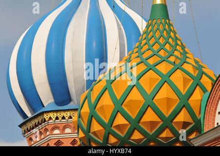 Russia, Mosca, Cupole della Cattedrale di San Basilio Foto Stock