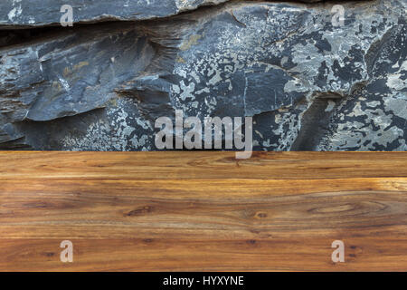 Close up e dettagli di vintage marrone rossiccio e superficie di legno con esotici stonewall naturale come sfondo Foto Stock