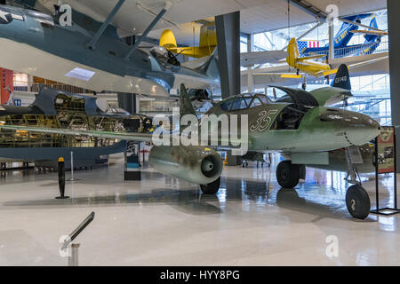 Un Messerschmitt Me262, il primo jet fighter operativo, al National Naval Air Museum, Pensacola, Florida Foto Stock