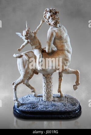 Il centauro con Eros sul suo dorso un 1° - 2° annuncio statua romana, marmo, inv MR 122 ( o Ma 562 ), al museo del Louvre a Parigi Foto Stock