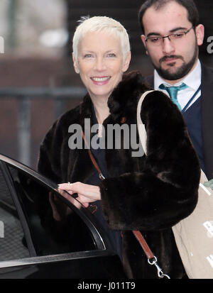 Annie Lennox al di fuori di ITV Studios con: Annie Lennox dove: Londra, Regno Unito quando: 08 Mar 2017 Foto Stock