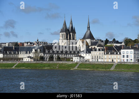 Blois, Saint-Nicolas chiesa e l'Abbaye Saint-Laumer de Blois, fiume Loira, Valle della Loira, Loir-et-Cher, Center-Val de la Loire, in Francia, in Europa, l'UNESCO Wo Foto Stock