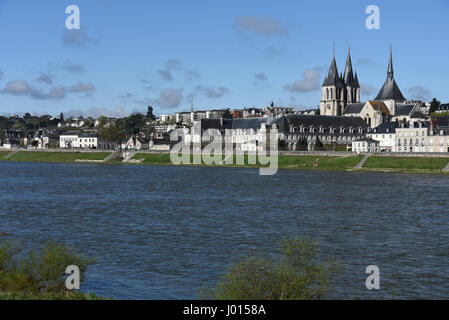 Blois, Saint-Nicolas chiesa e l'Abbaye Saint-Laumer de Blois, fiume Loira, Valle della Loira, Loir-et-Cher, Center-Val de la Loire, in Francia, in Europa, l'UNESCO Wo Foto Stock