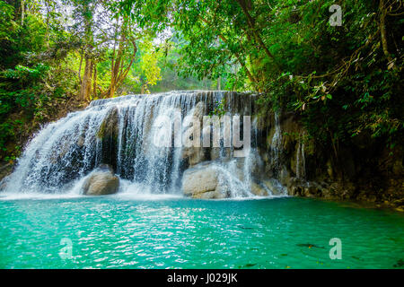 Cascata in Kanjanaburi Thailandia Foto Stock