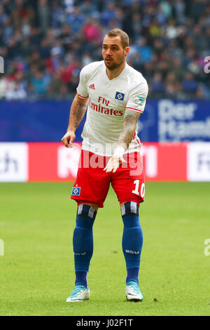 Amburgo, Germania. 08 apr, 2017. Amburgo Lasogga Pierre-Michel gesti durante la Bundesliga tedesca partita di calcio tra Amburgo SV e 1899 Hoffenheim nel Volksparkstadion stadium di Amburgo, Germania, 08 aprile 2017. Foto: Christian Charisius/dpa/Alamy Live News Foto Stock