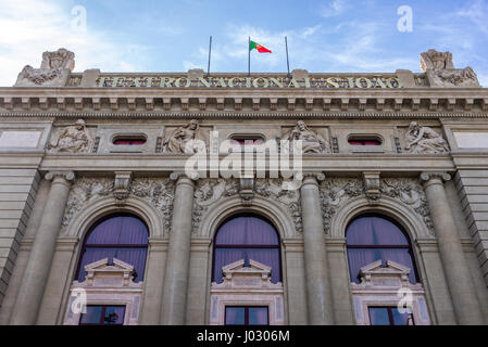 Sao Joao Teatro Nazionale a Batalha Square in sé parrocchia civile della città di Porto sulla Penisola Iberica, la seconda più grande città in Portogallo Foto Stock