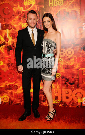 Chris Hardwick e Lydia Hearst assiste del HBO Emmy 2015 dopo essere partito al Pacific Design Center su settembre 20th, 2015 a Los Angeles, California. Foto Stock