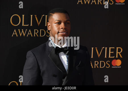 John Boyega frequentando il Olivier Awards 2017, tenutosi presso la Royal Albert Hall di Londra. Foto Stock