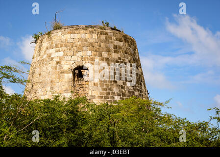 Rovine di canna da zucchero Mill, Antigua Foto Stock