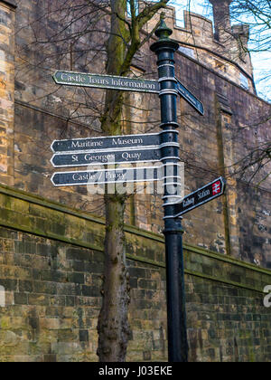 Lancaster Castle e ex carcere è situato nel centro di Lancaster County town e la città di Lancashire Inghilterra Foto Stock