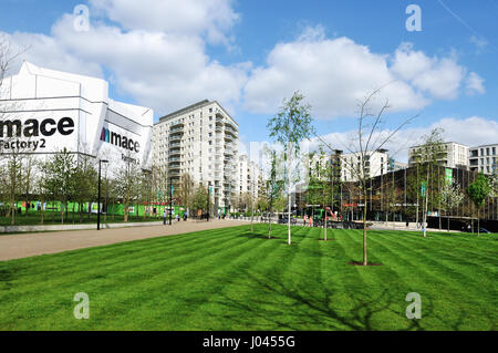 Edifici di appartamenti a East Village, Stratford, East London REGNO UNITO Foto Stock