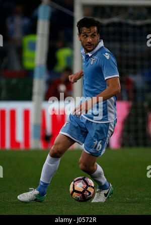 Roma, Italia. Il 9 aprile 2017. Marco Parolo durante il campionato italiano di una partita di calcio tra la SS Lazio e SSC Napoli presso lo Stadio Olimpico di Roma Italia, Aprile 09, 2017 Credit: agnfoto/Alamy Live News Foto Stock