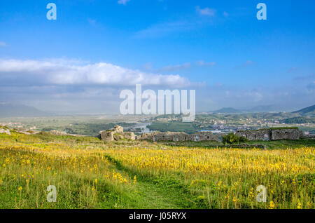 Shkodra (Shkodër) Albania - Vista dal castello di Rozafa Foto Stock