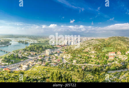 Albania - Shkodra - Vista dal castello di Rozafa Foto Stock