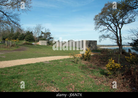 Fort Henry, WW2 calcestruzzo bunker di osservazione, costruito dalla canadese Royal Engineers, affacciato sulla Baia di Studland. Foto Stock