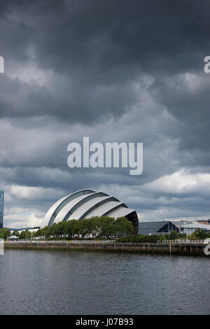 SEC Armadillo aka Clyde Auditorium, sul fiume Clyde, Glasgow Foto Stock