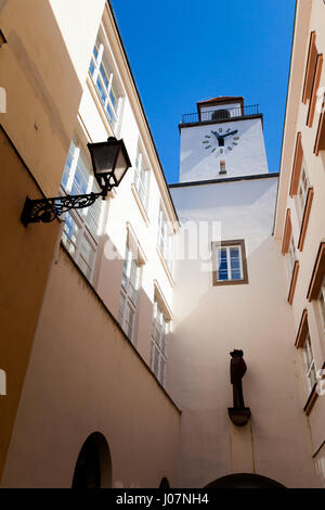 Bella città tranquilla nella Repubblica ceca - colorata Novy Jicin Foto Stock