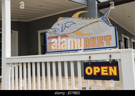 Mercato del Pesce segno, Hanalei Dolphin Center, Hanalei, Kauai, Hawaii, STATI UNITI D'AMERICA Foto Stock