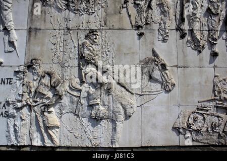 Il murale in corrispondenza di Che Guevara il monumento e Mausoleo di Santa Clara a Cuba Foto Stock