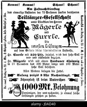 Il *Ravensburg Fastnacht 1879 Seiltänzer-Gesellschaft* è una rappresentazione storica delle festività carnevalesche a Ravensburg, Germania, dal 1879. L'immagine si concentra sulle prestazioni degli escursionisti durante le tradizionali celebrazioni Fastnacht, una parte fondamentale della cultura carnevalesca tedesca. Foto Stock