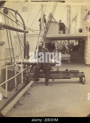 La fotografia di Timothy H. o'Sullivan cattura l'ammiraglio David Dixon Porter a bordo della sua nave ammiraglia *Malvern* dopo la vittoria dell'Unione a Fort Fisher durante la guerra civile americana. Foto Stock