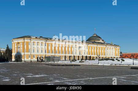 Cremlino di Mosca, vista dell'edificio del Senato, costruito 1776 - 1787 anni dall'architetto M.F. Kazakova Foto Stock