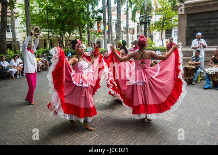 Balli tradizionali a Cartagena, Colombia Foto Stock