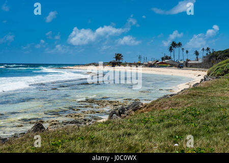 Spiaggia di sabbia bianca di San Andres, Mar dei caraibi, colombia Foto Stock