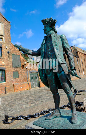 Statua di il capitano George Vancouver hereford quay, King's Lynn, west Norfolk, Inghilterra Foto Stock