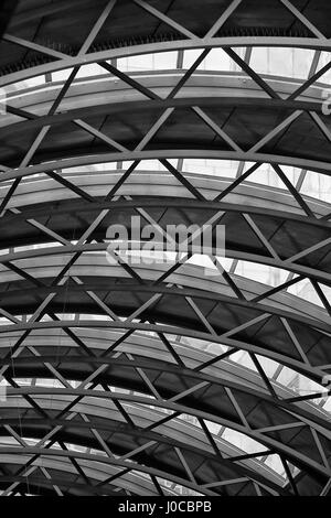 Docklands Light Railway DLR tetto, a Canary Wharf Foto Stock