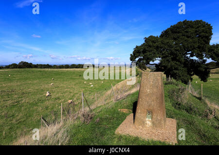 Estate vista sulla collina Burrough Iron Age Hillfort, vicino a Melton Mowbray, Leicestershire, England, Regno Unito Foto Stock