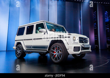 Francoforte, Germania - 23 settembre, 2015:Mercedes Benz G63 AMG (W463) Powered by V8 twin turbo. motore Foto Stock