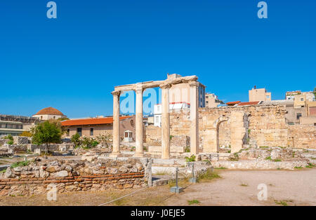 Parte centrale di Atene occupata dai siti archeologici con le numerose rovine della città antica, Grecia Foto Stock