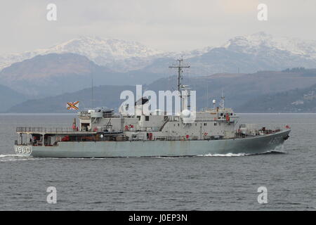 BNS Godetia (A960), una nave di supporto azionato dalla Marina Militare Belga, passando Gourock sul suo arrivo per esercitare congiuntamente il guerriero 17-1. Foto Stock