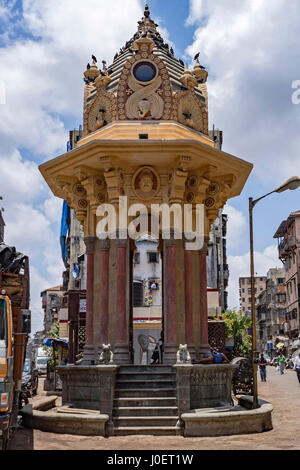 Torre dell Orologio fontana, keshavji nayak road, Mumbai, Maharashtra, India Foto Stock